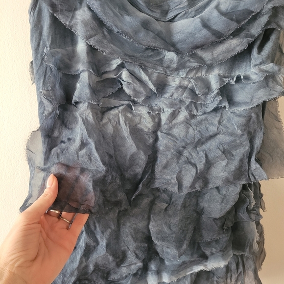 Made In Italy Silk Asymetrical Layered‎ Top One Size Washed Denim - Picture 4 of 9